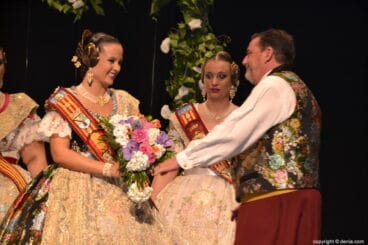 Presentación de la fallera mayor de Dénia 2019 – Amparo Petrie