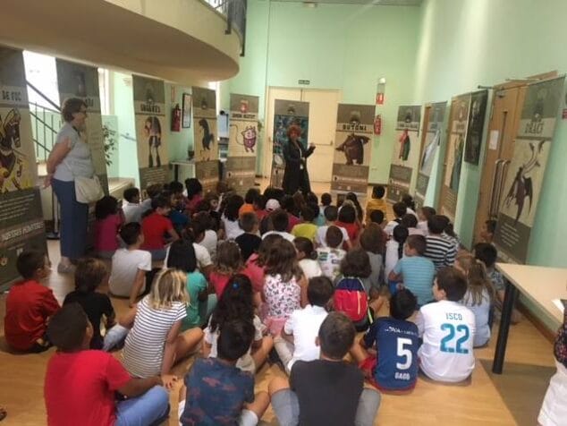 campana del departamento de normalizacion linguistica de denia