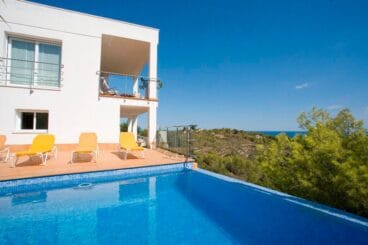 piscina infinita quality rent a villa