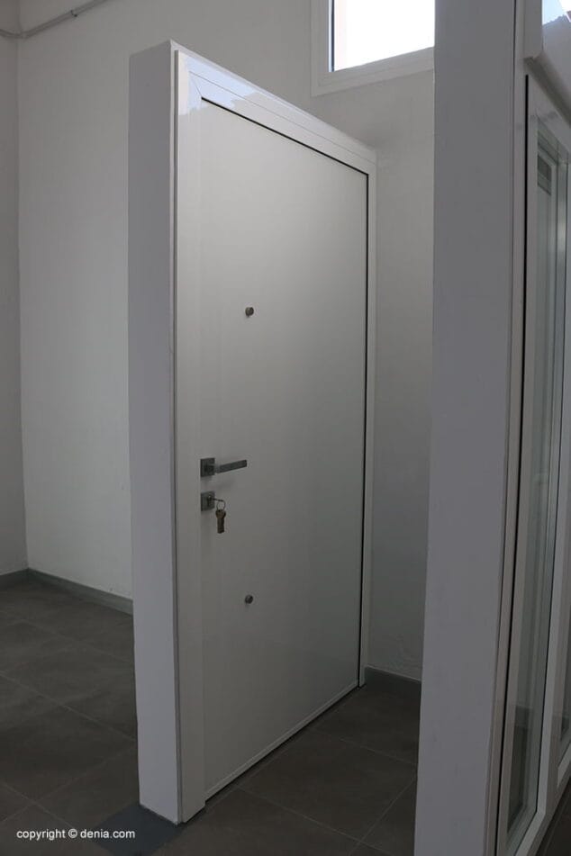Las mejores ventanas motorizadas y grandes correderas están en Aluvent 4 puertas aluvent