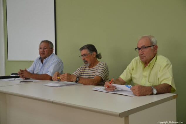 representantes de la associacio de veins del montgo