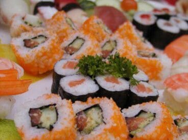 Variedad-de-sushi-en-Puga