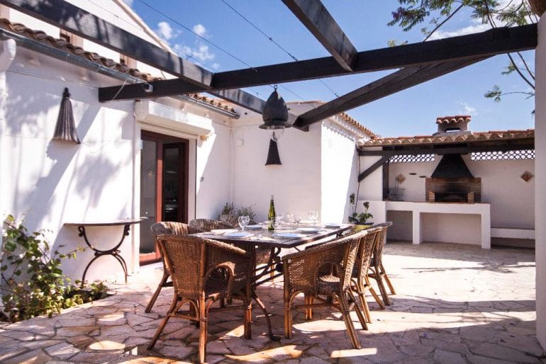 Zona de barbacoa Aguila Rent a Villa