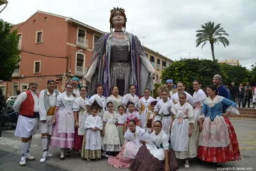 Dianium Dansa 9 d’Octubre – Con Carmesina