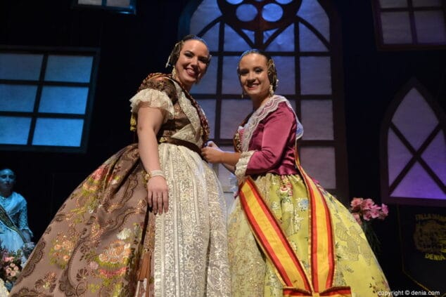 23 presentacion falla diana 2019 cristina marin y amparo petrie