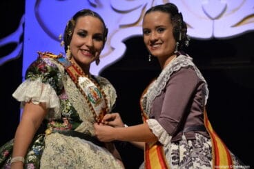 Presentación falla Les Roques 2019 – Amparo y Gemma