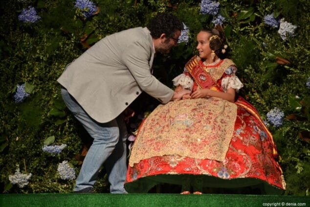 El jardín de Port Rotes se llena de color durante la presentación de Alejandra Álvarez como fallera mayor infantil 31 27 presentacion infantil port rotes 2019 oscar mengual