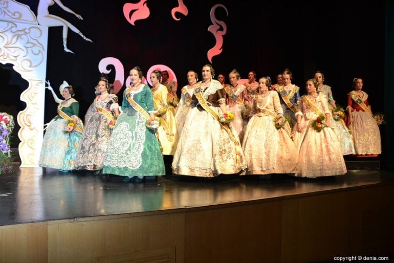 Presentación falla Les Roques 2019 - Corte de honor