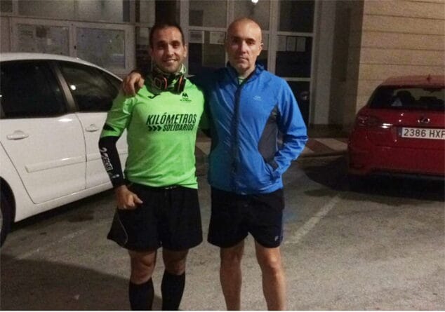 atletas con el relevo preparado