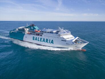 barco de balearia