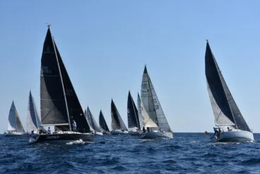 barcos en la regata copa del canal