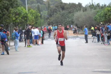 Carlos Heredero en la recta de meta