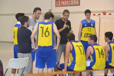 carlos vila a la banqueta deniera