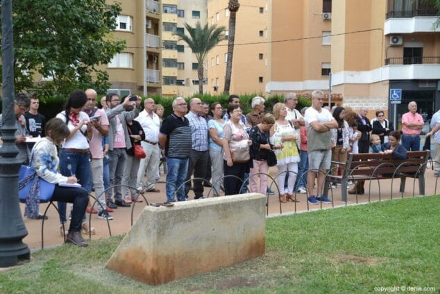 celebracion del 9 doctubre de compromis asistentes