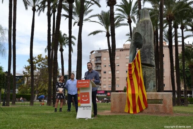 celebracion del 9 doctubre de compromis gerard fullana