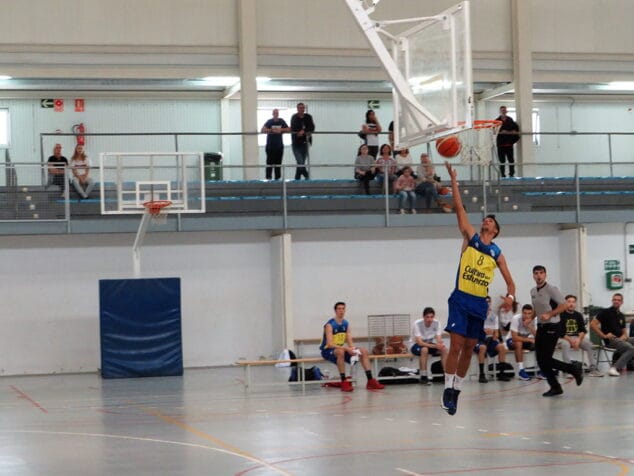 entrada a canasta de un senior dianense