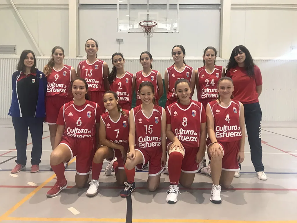 Primera derrota para las infantiles del Paidos Dénia ante el EM Benissa (30-61) 1 equipo infantil femenino del paidos denia