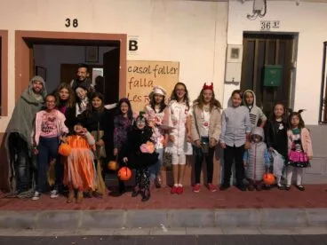 halloween a la falla les roques