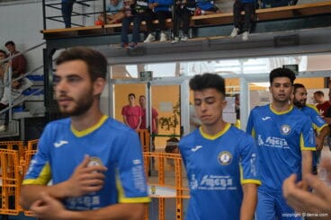 jugadores del cfs dianense antes de un partido