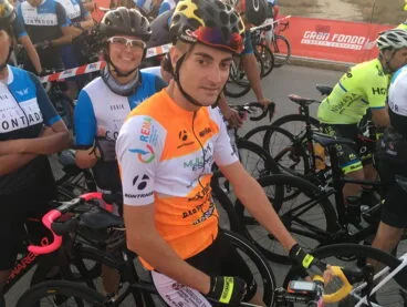 los del multiesport ucmontgo en la marcha alberto contador
