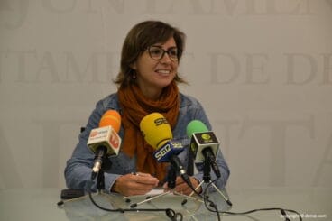 maria josep ripoll durante una rueda de prensa