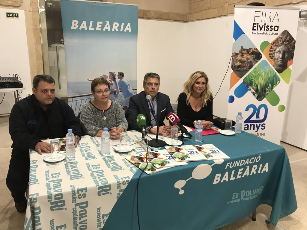 Presentación del convenio entre Baleària y el Ayuntamiento de Ibiza