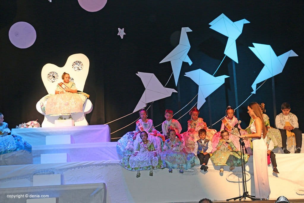 presentacion infantil falla saladar 2019 exaltacion marta fernandez