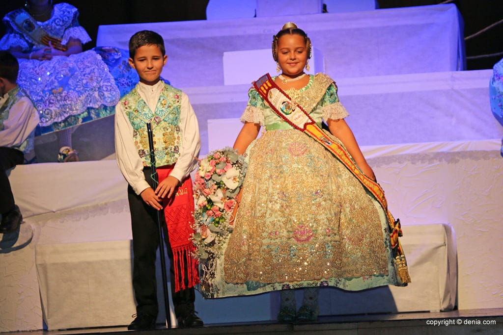 presentacion infantil saladar 2019 thais y toni