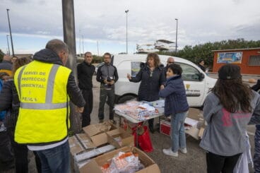 Voluntarios de la jornada de limpieza marina