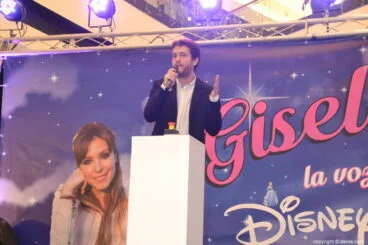 Gisela en Portal de la Marina – Sergio Dénia
