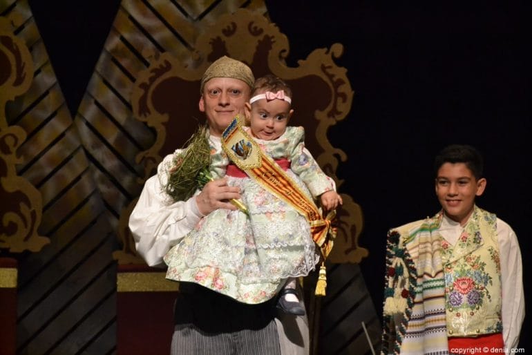 Presentación falla Darrere del Castell 2019 - Comisión infantil