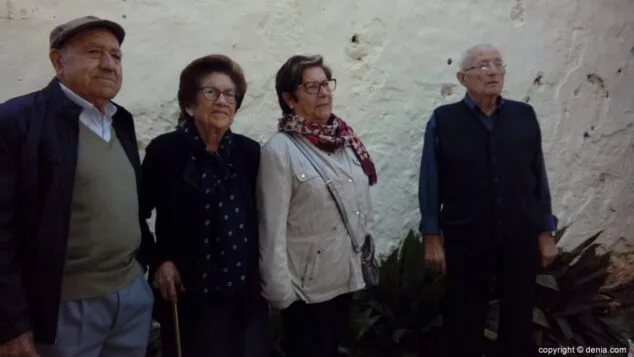 16 homenaje del pspv de denia a los republicanos fusilados familiares de los fusilados