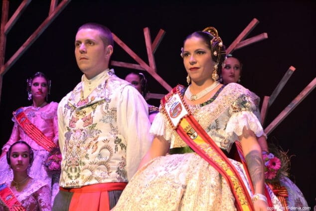 21 presentacion paris pedrera 2019 fran y elena