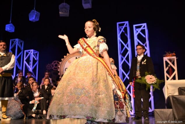 22 presentacion infantil falla diana 2019 pleitesia de neus suarez