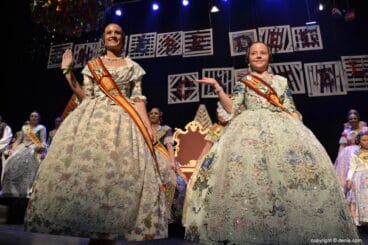 Presentación falla Darrere del Castell 2019 – Amparo y Neus