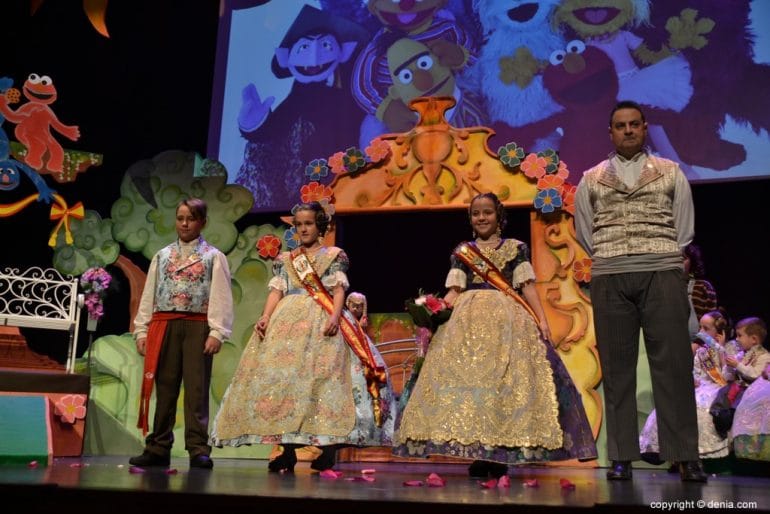 Presentación infantil Les Roques 2019 - Pleitesía de la fallera mayor infantil de Dénia