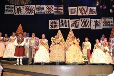 Presentación falla Darrere del Castell 2019 – Falleras mayores de Dénia