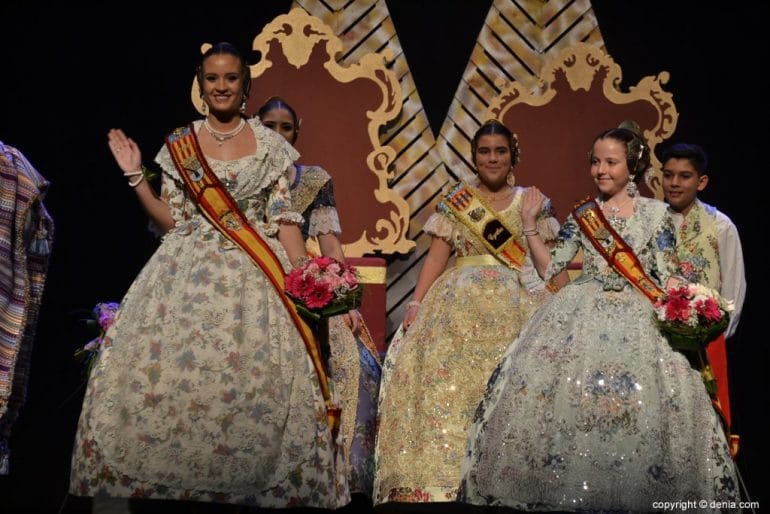 Presentación falla Darrere del Castell 2019 - Falleras mayores de Dénia