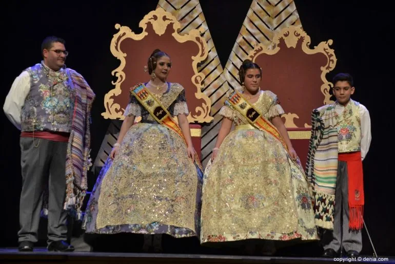Presentación falla Darrere del Castell 2019 - Cargos 2019