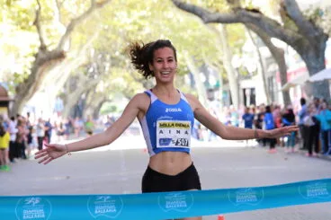 Aina Fornés entrando en meta