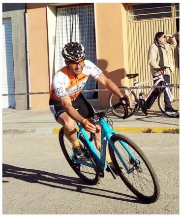 Ciclista del UC Montgó durante una prueba