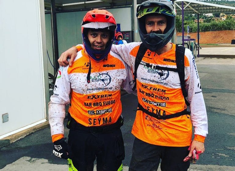 Dos ciclistas del Multiesport UCMontgó