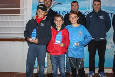 eduardo reyes el mejor en clase optimist b