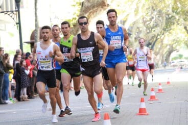 Grupo cabecero de la Milla Élite