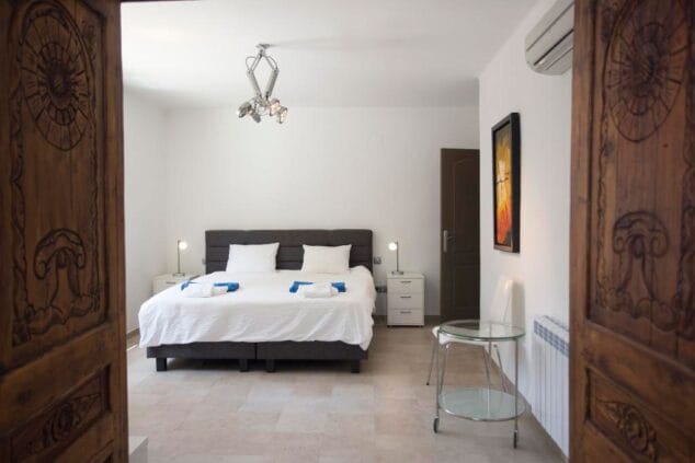 habitacion doble aguila rent a villa