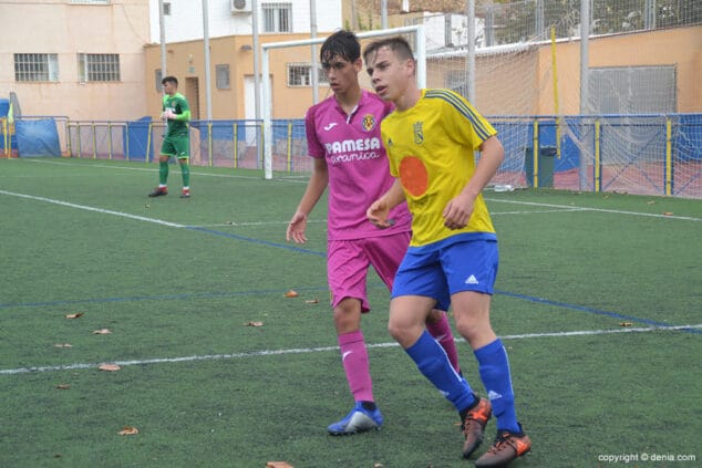 hadri marcado por un defensor