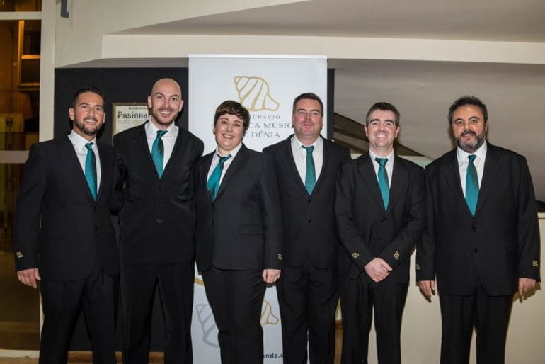 Músicos que celebran sus 25 años en la Banda de Dénia