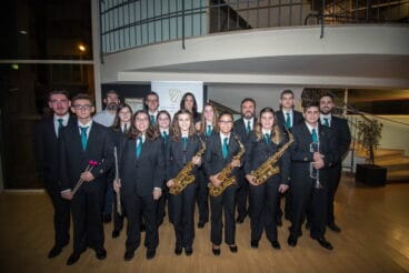 nuevos musicos de la banda de denia y sus padrinos