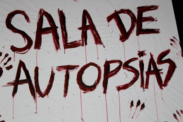 sala de autopsias del tunel del terror de denia