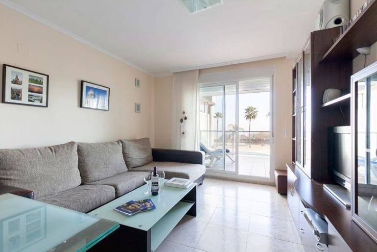 Sala de estar Quality Rent a Villa